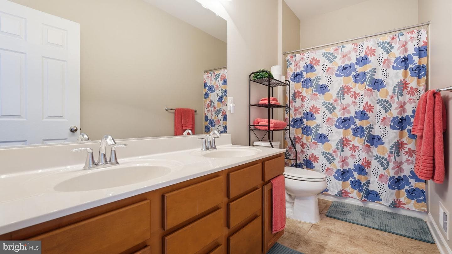 425 Alder Drive photo 32