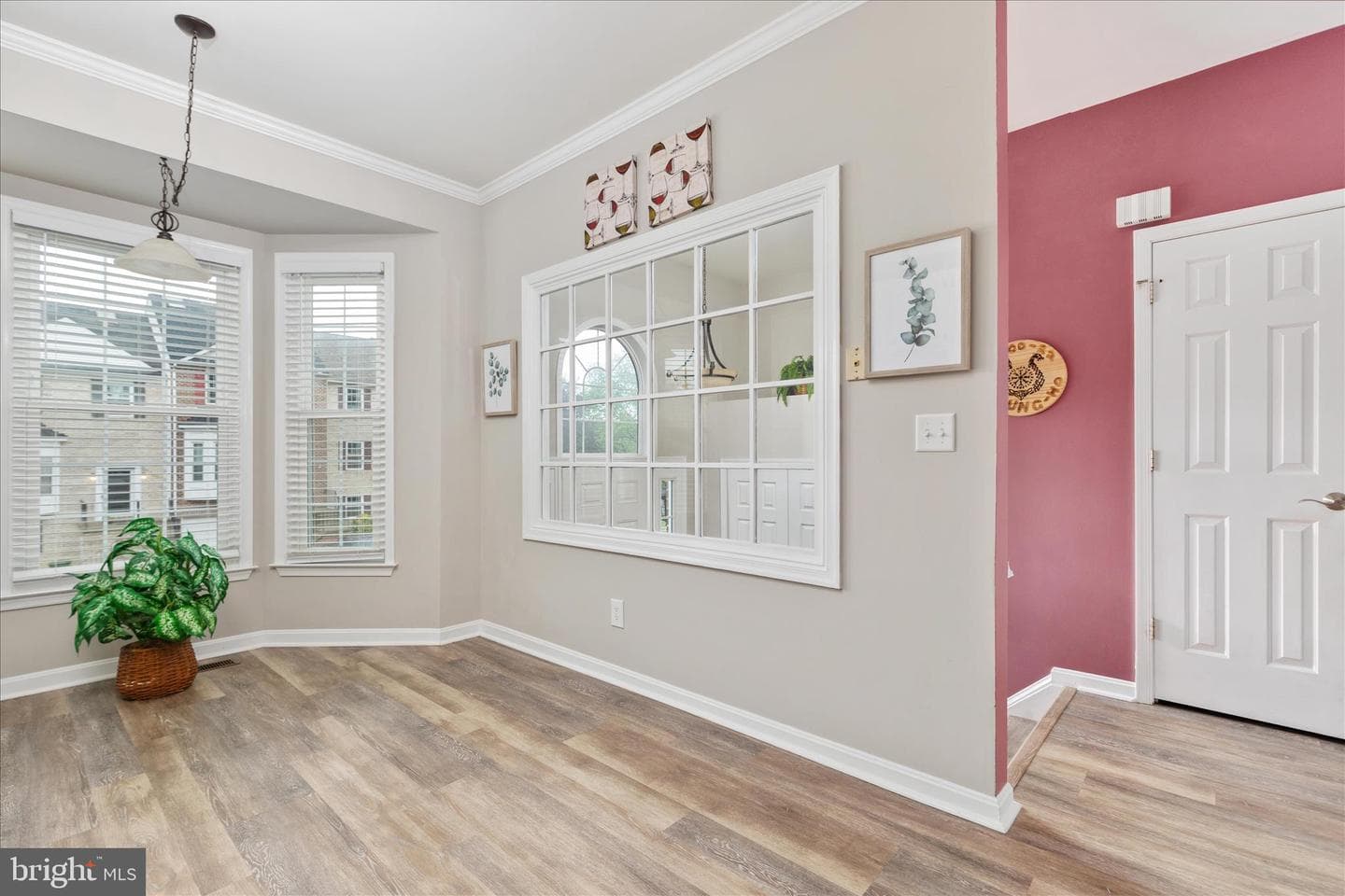 406 Ben Neuis Place photo 4
