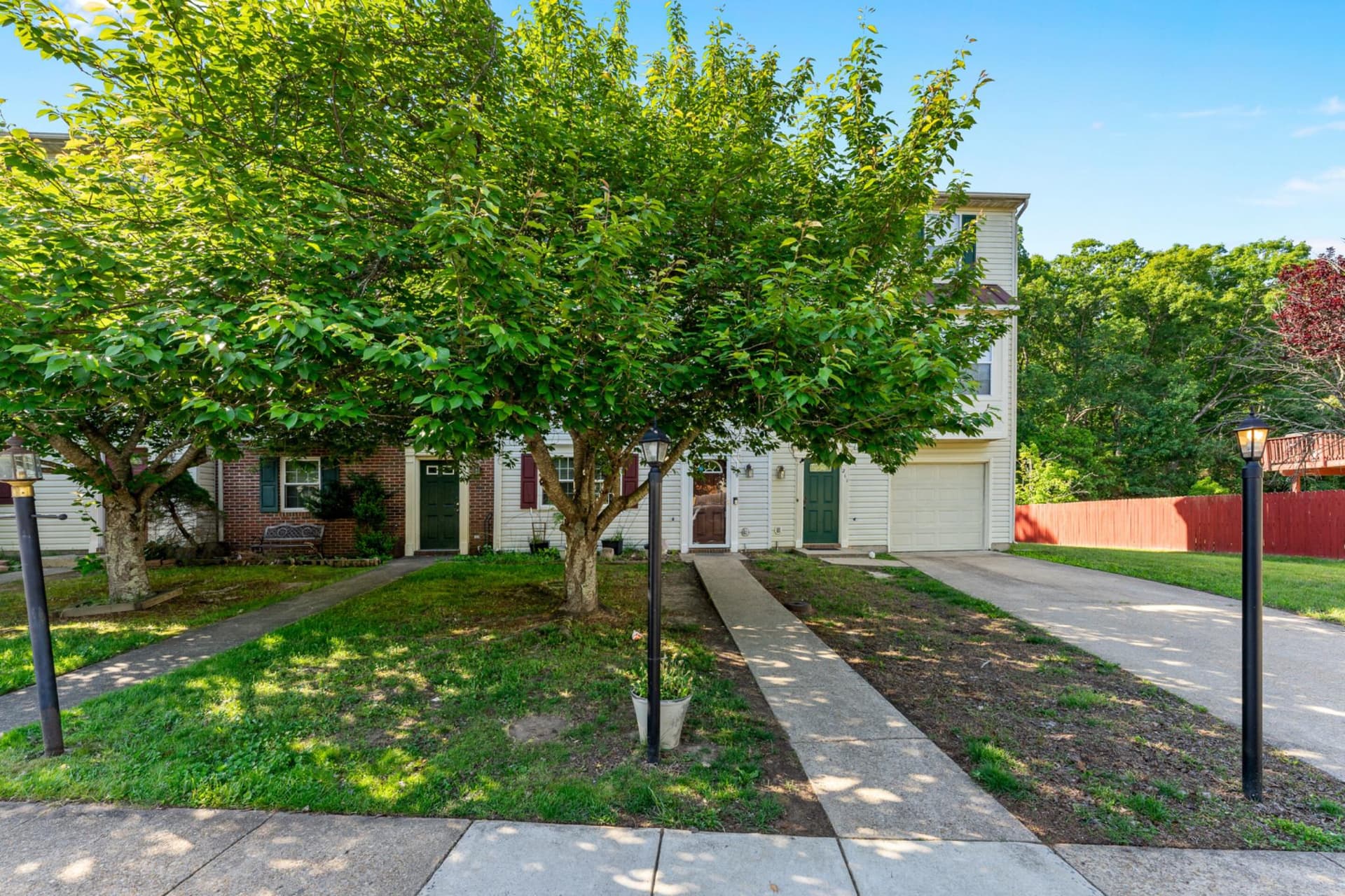 209 Clint Ln, Fredericksburg