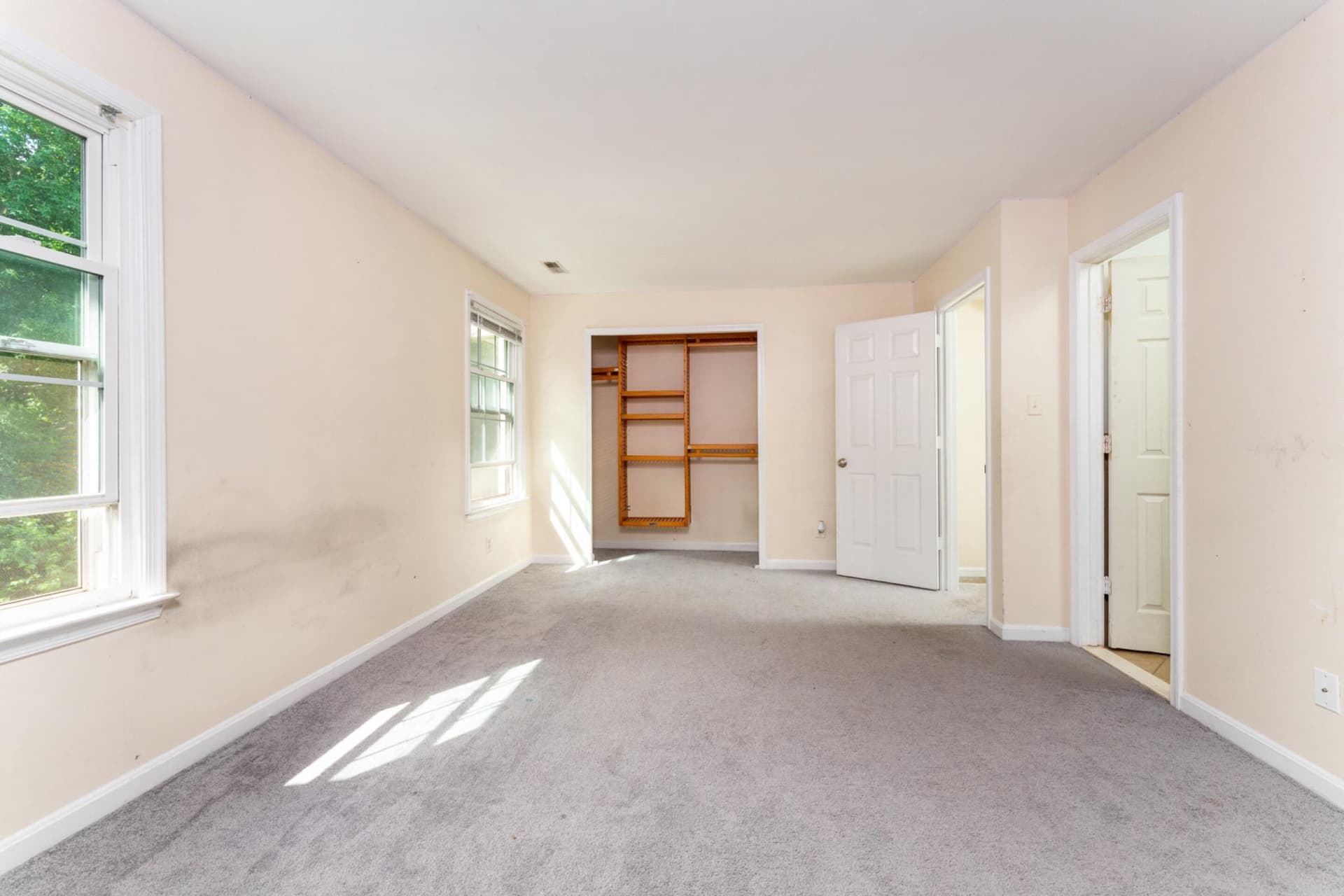 209 Clint Ln photo 15
