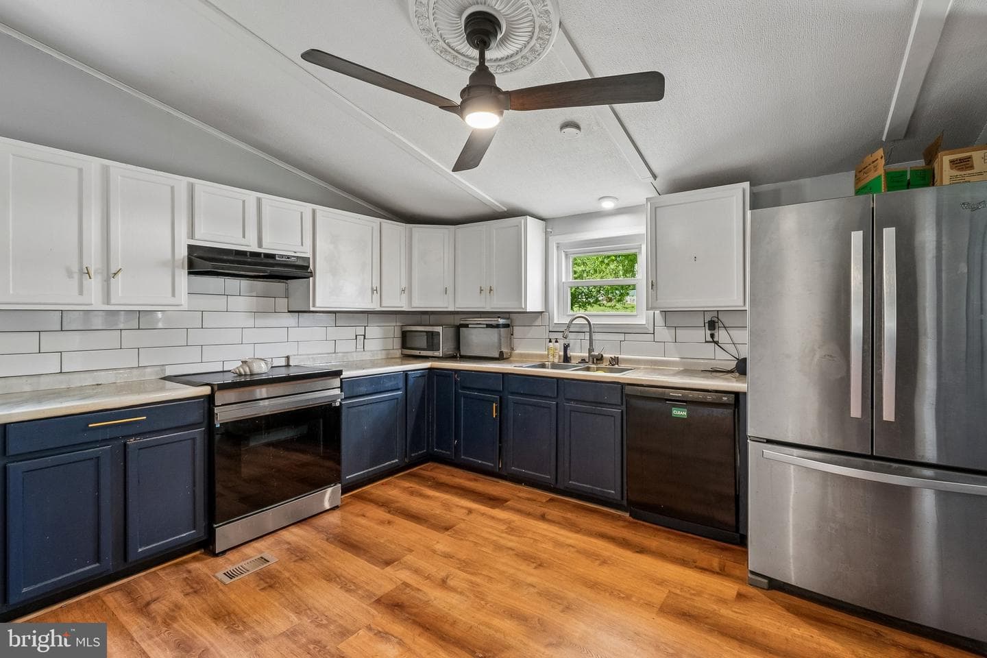 172 Barrett Heights Road photo 3