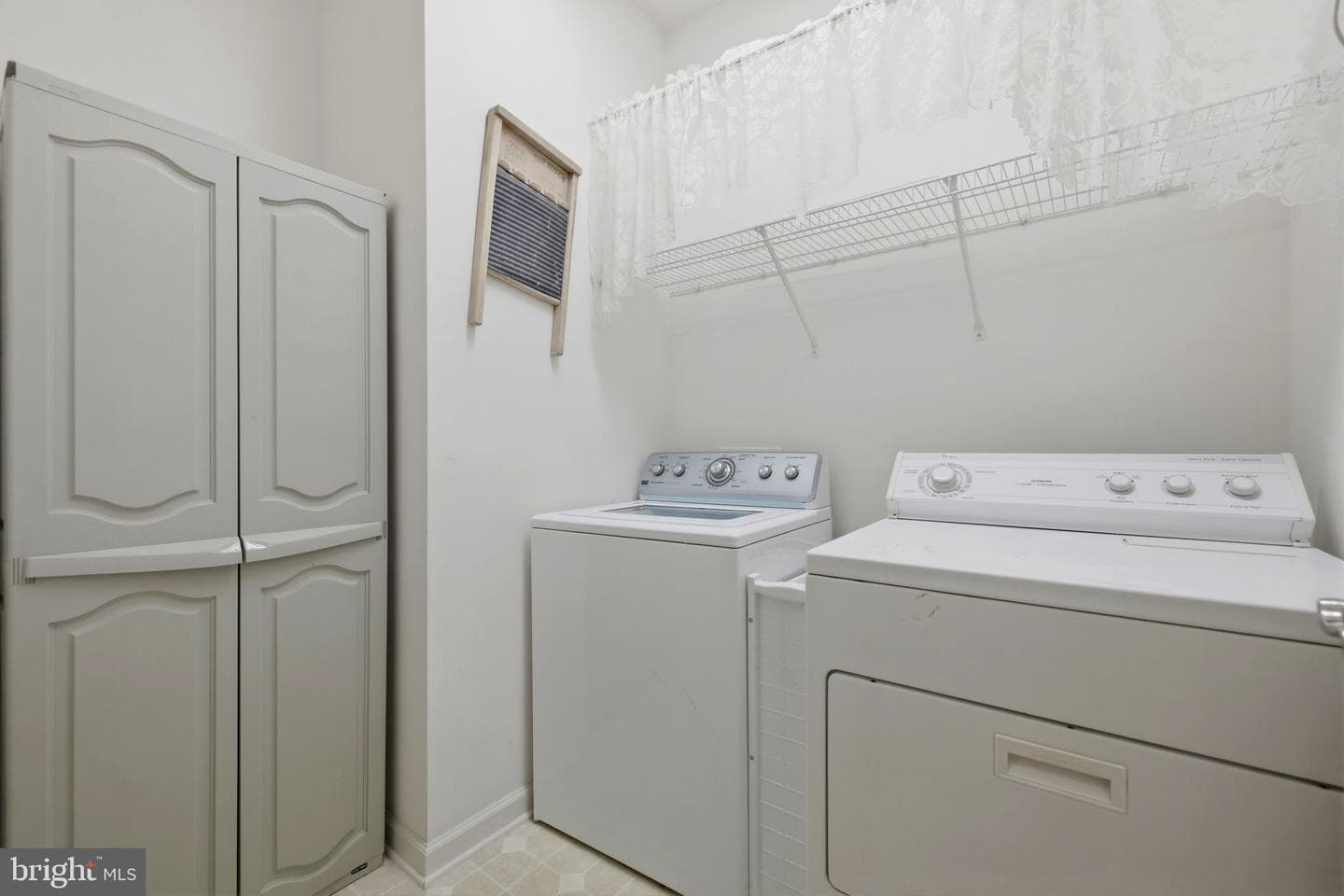 9 Linden Court photo 30