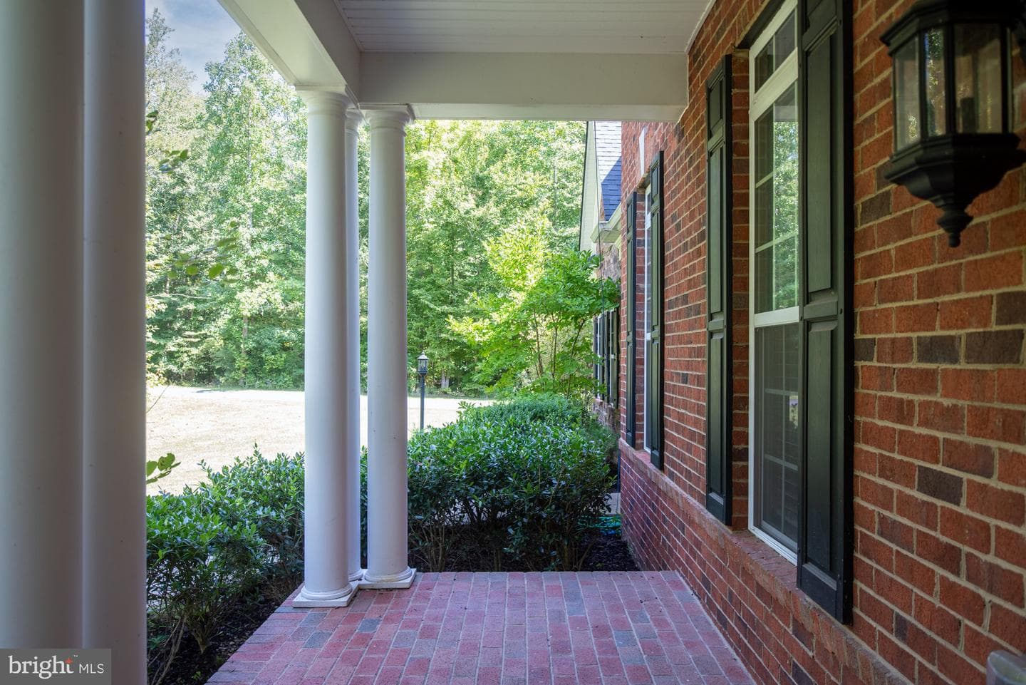 425 Wakerobin Drive photo 10