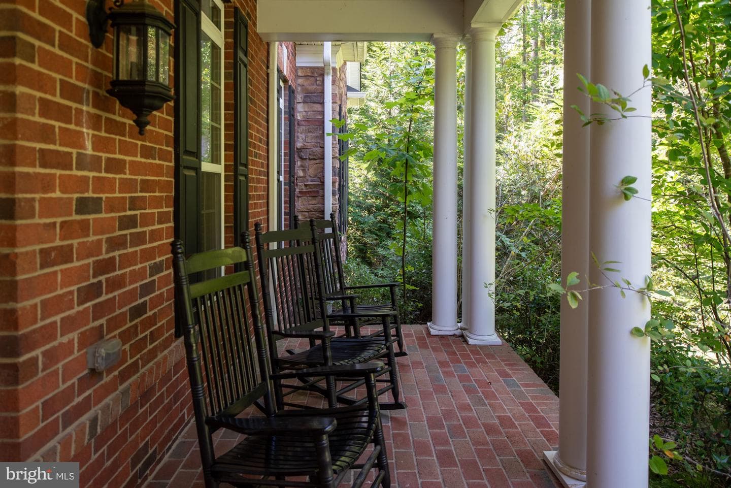 425 Wakerobin Drive photo 9