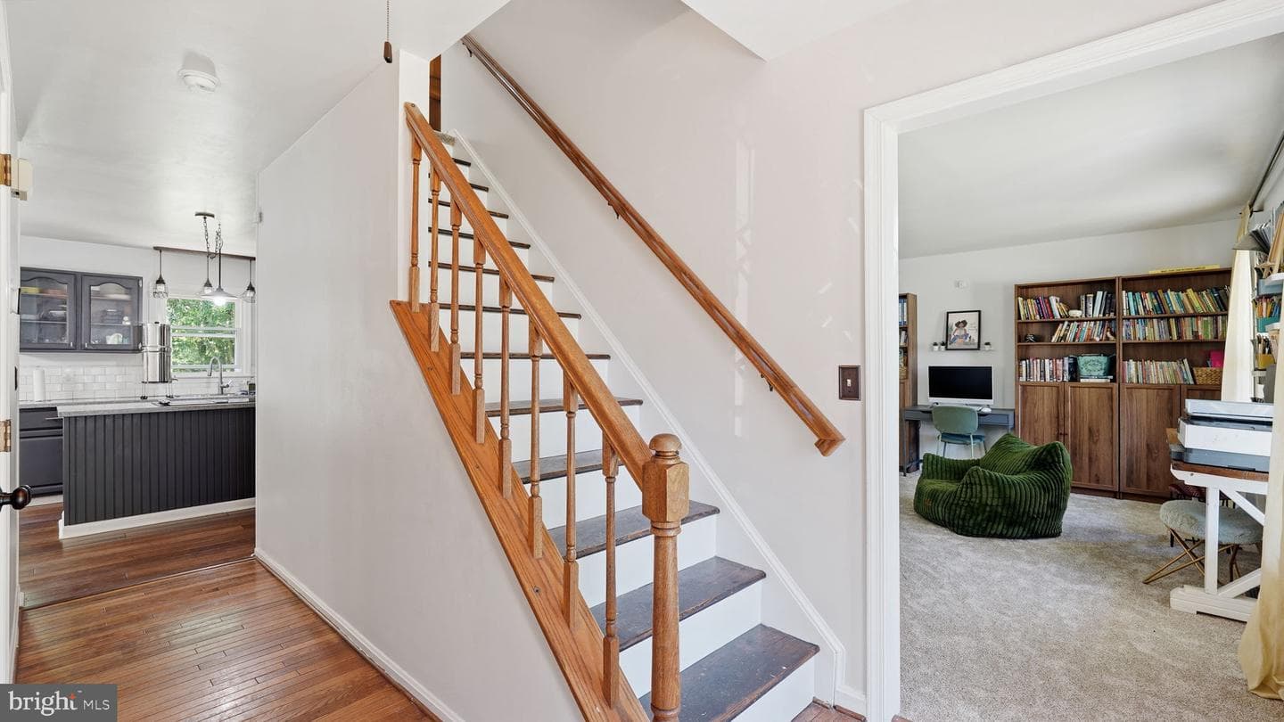 21 Kelly Way photo 4