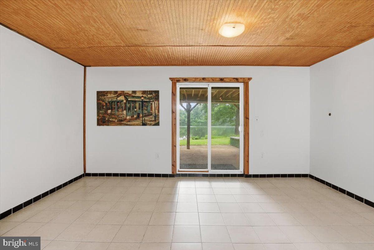 1022 Lakeview Drive photo 38