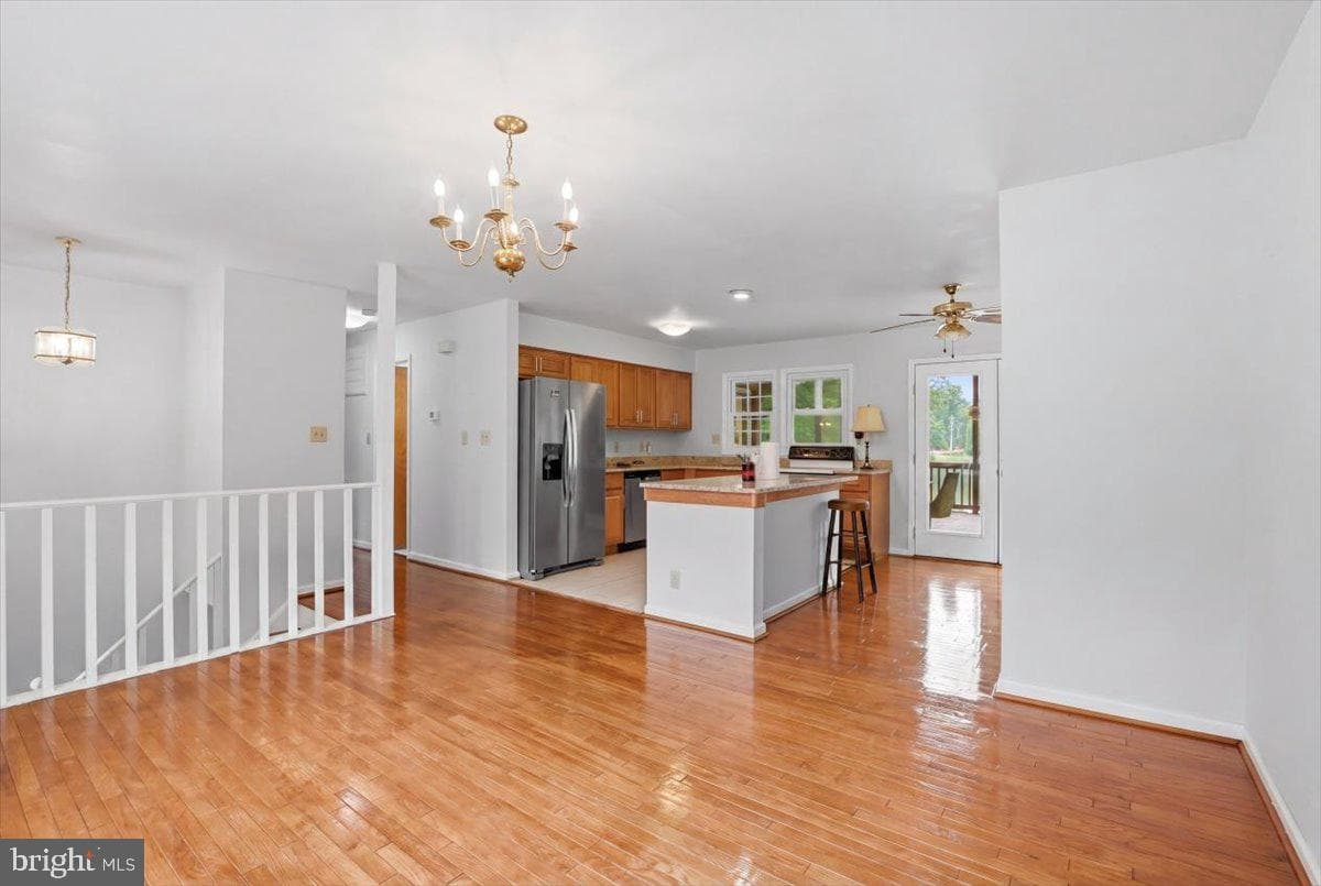 1022 Lakeview Drive photo 8