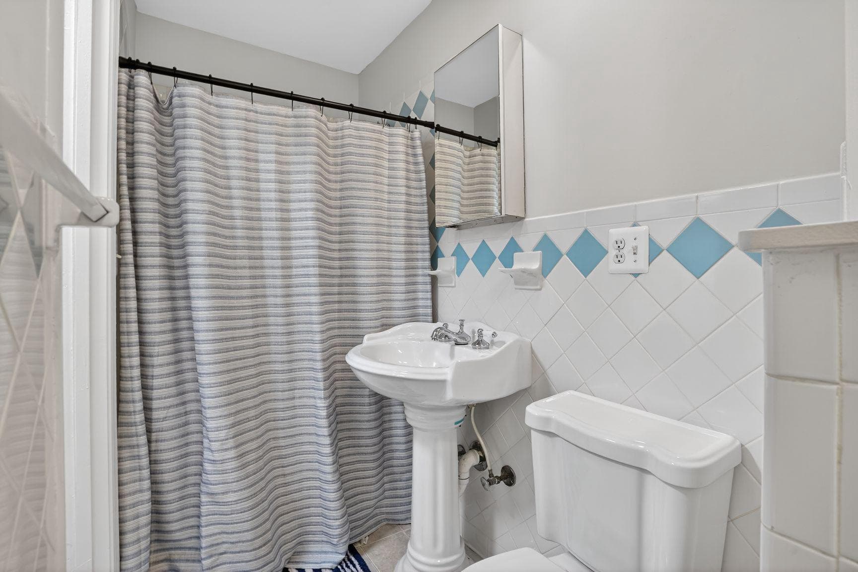 3015 Voyage Drive photo 30
