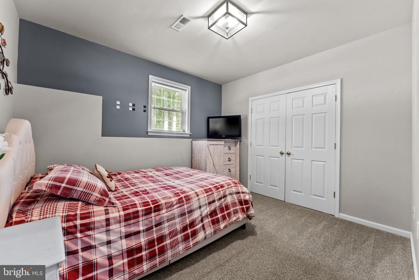104 Tracey Lane photo 38