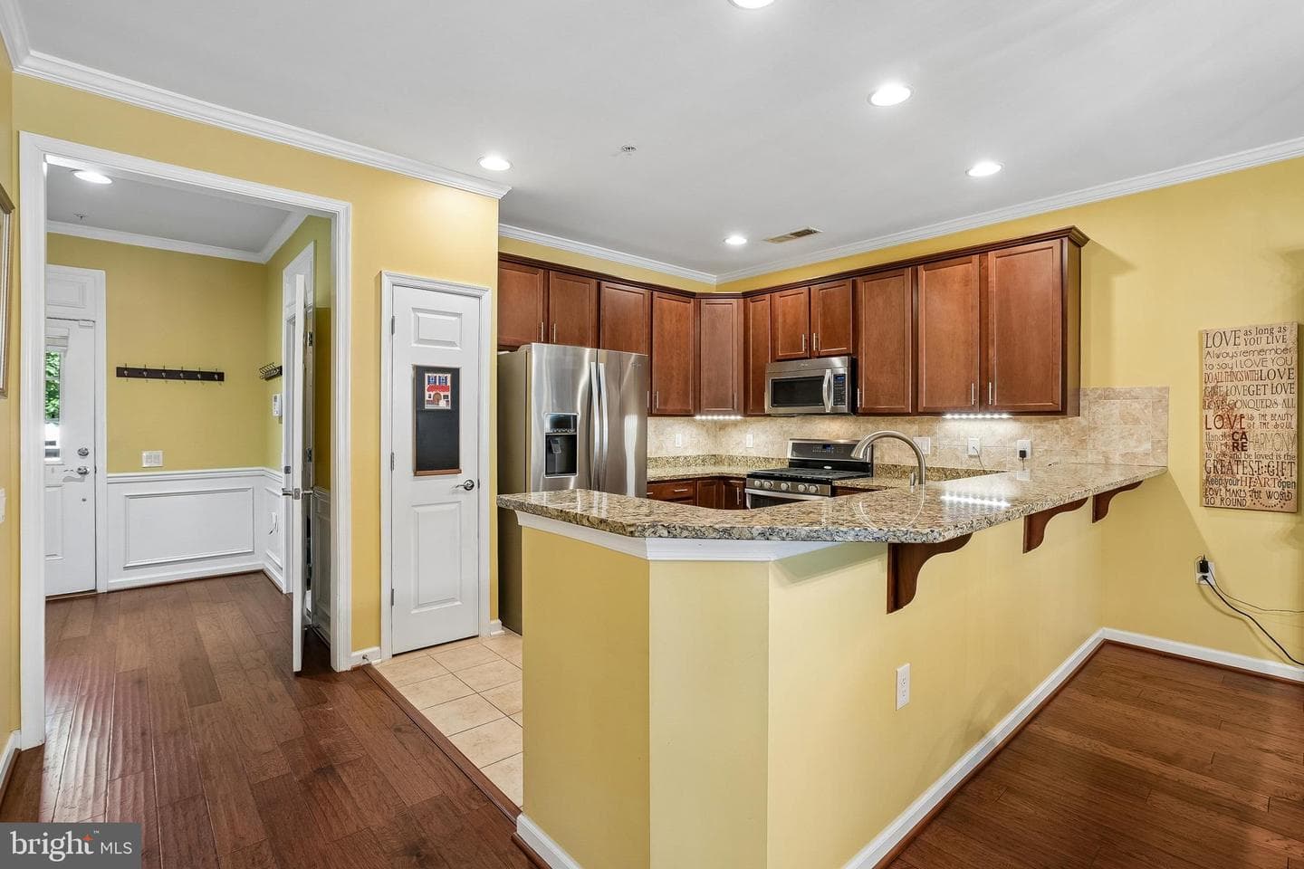 165 Hyannis Place photo 18