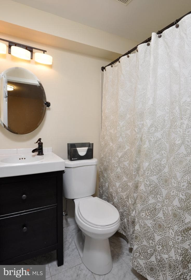 17 Sydney Lane photo 30