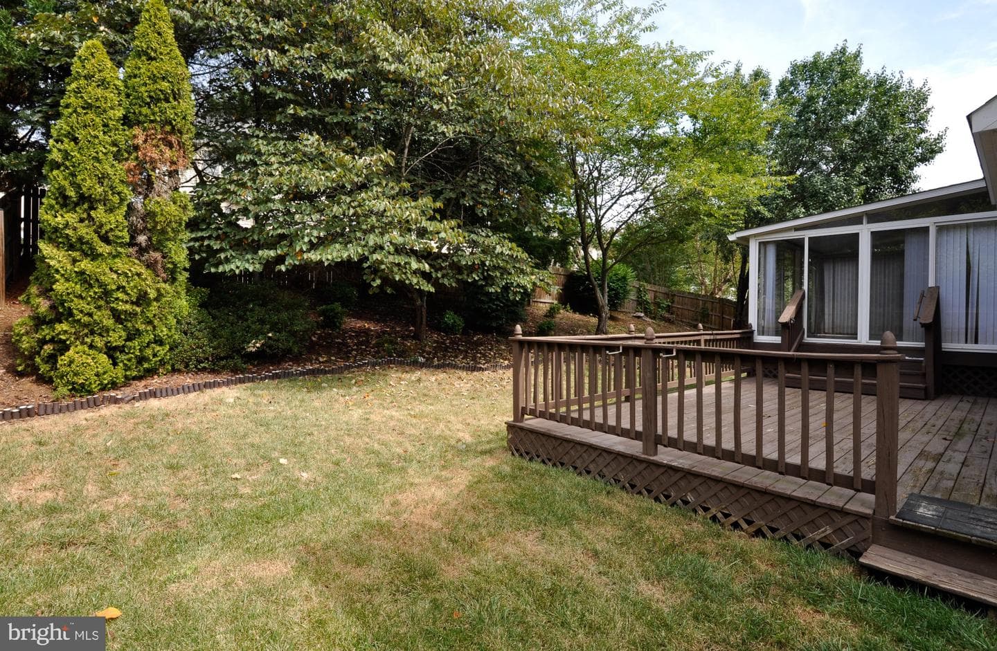 17 Sydney Lane photo 6