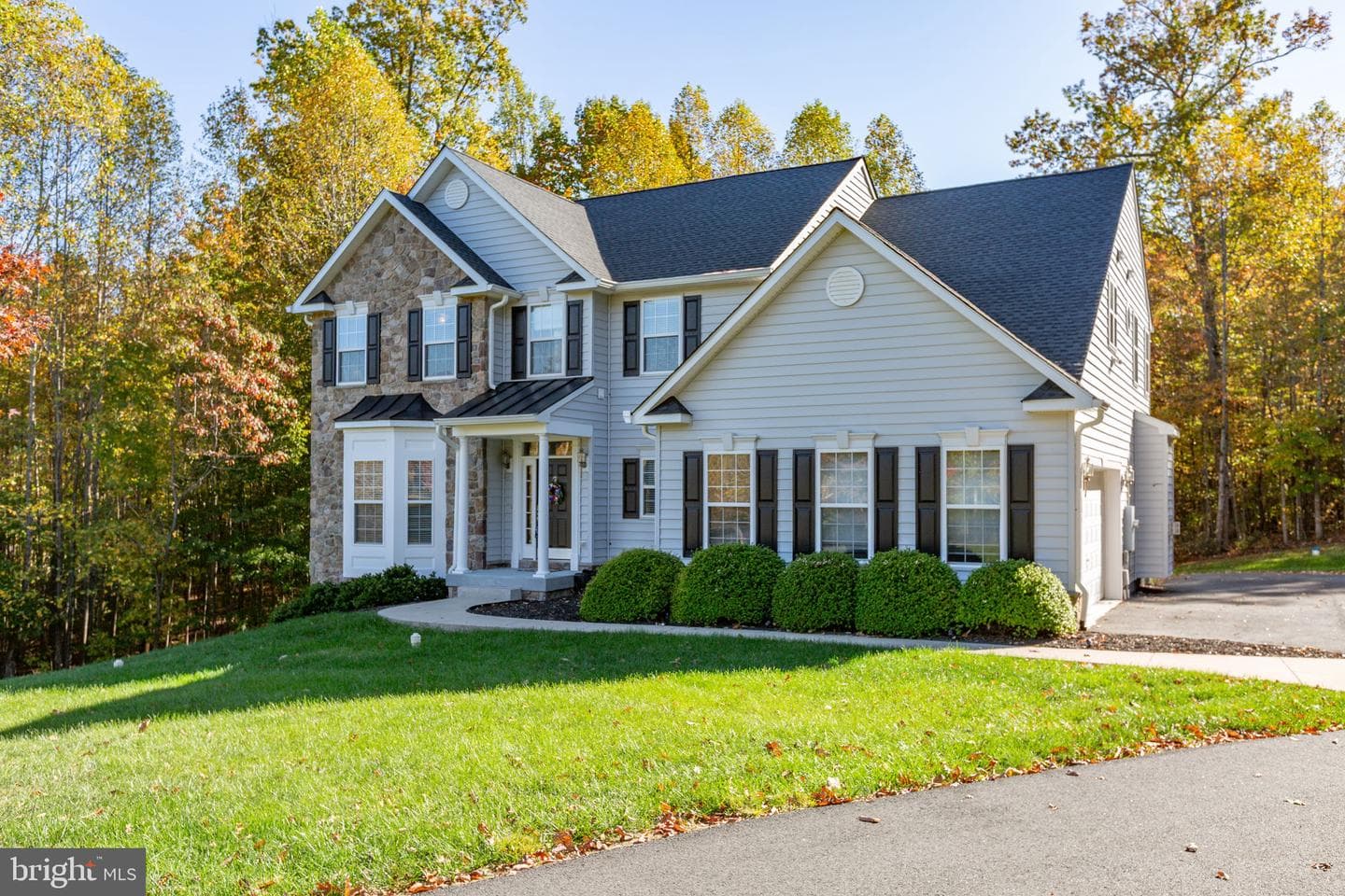 425 Gentle Breeze Circle photo 3