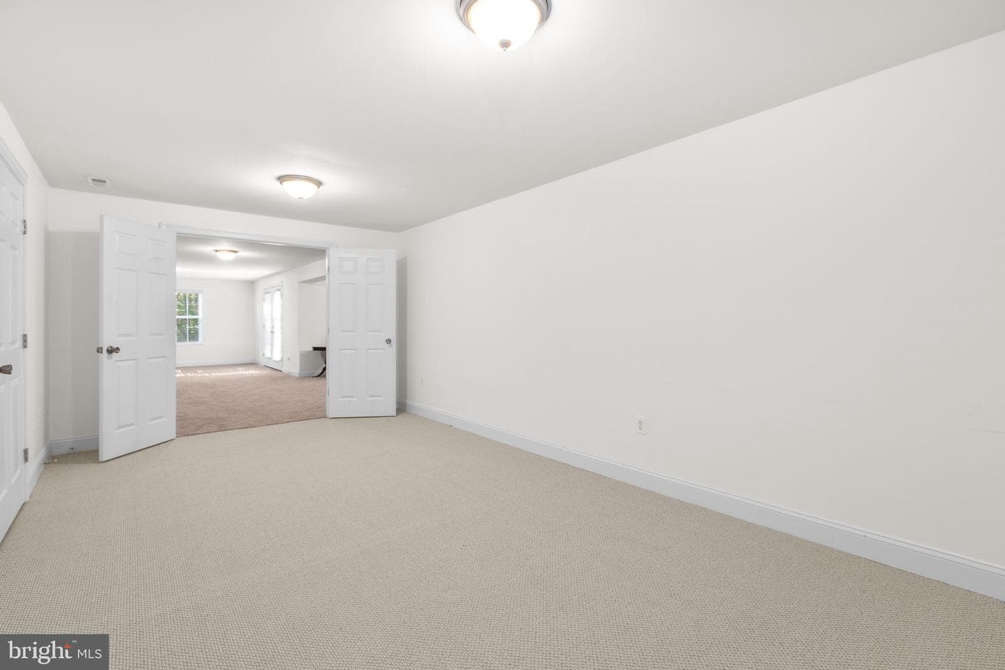 425 Gentle Breeze Circle photo 39