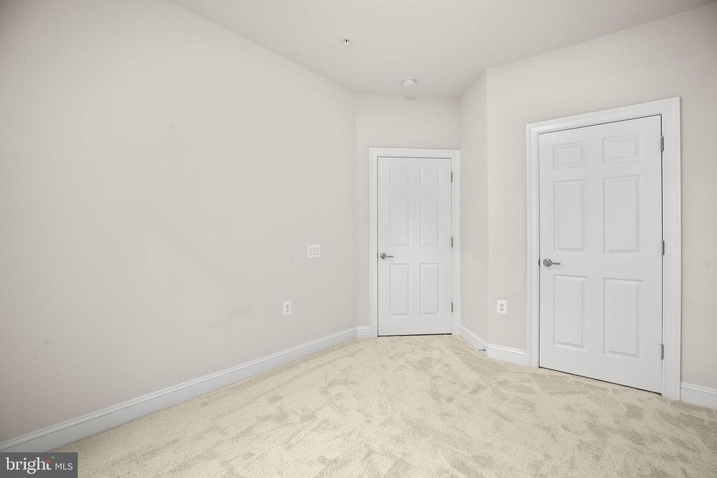 163 Castle Hill Drive photo 8
