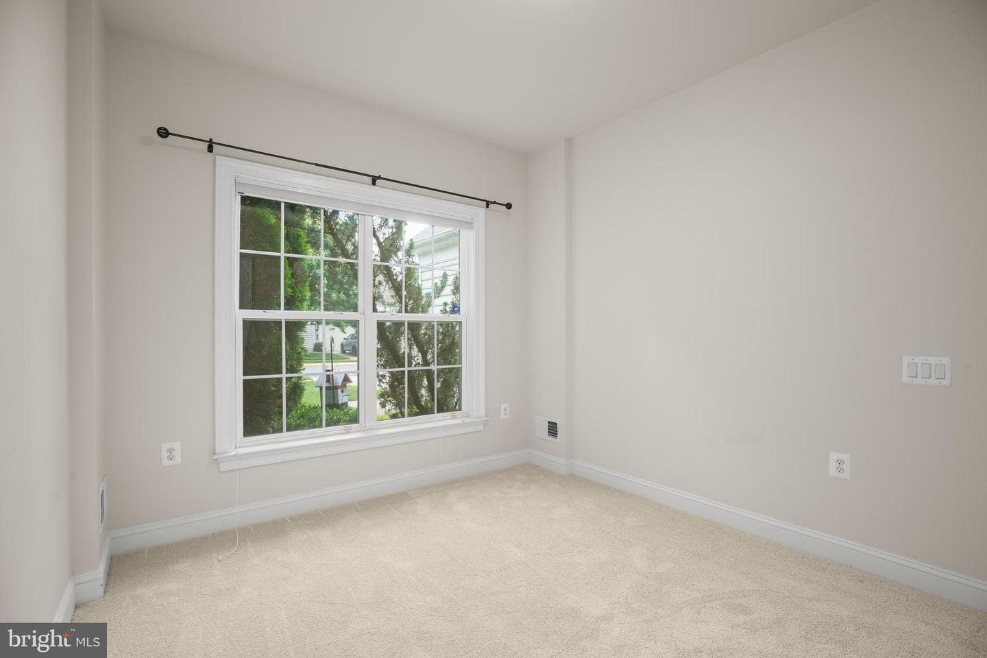 163 Castle Hill Drive photo 9