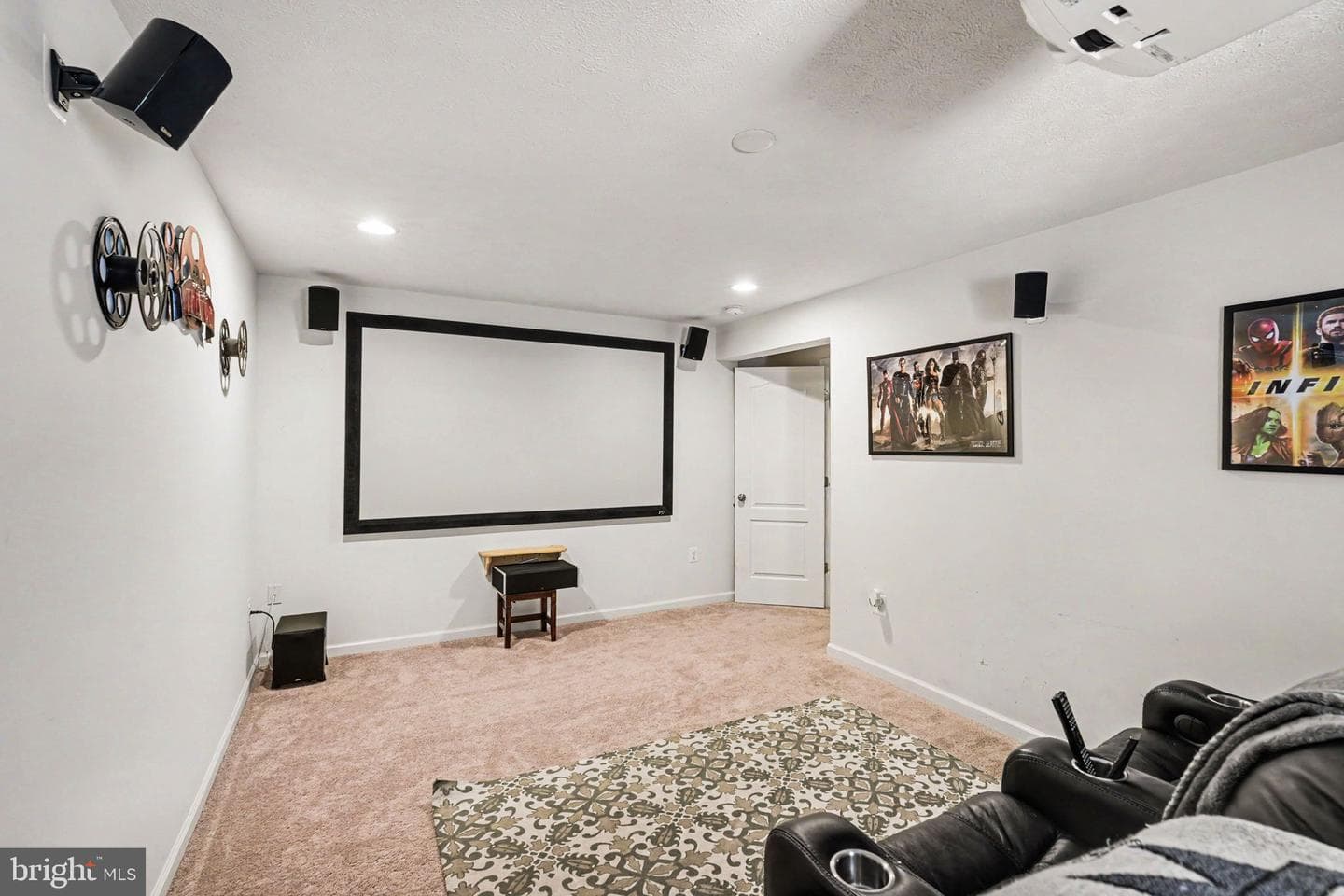 60 Crowncrest Road photo 12