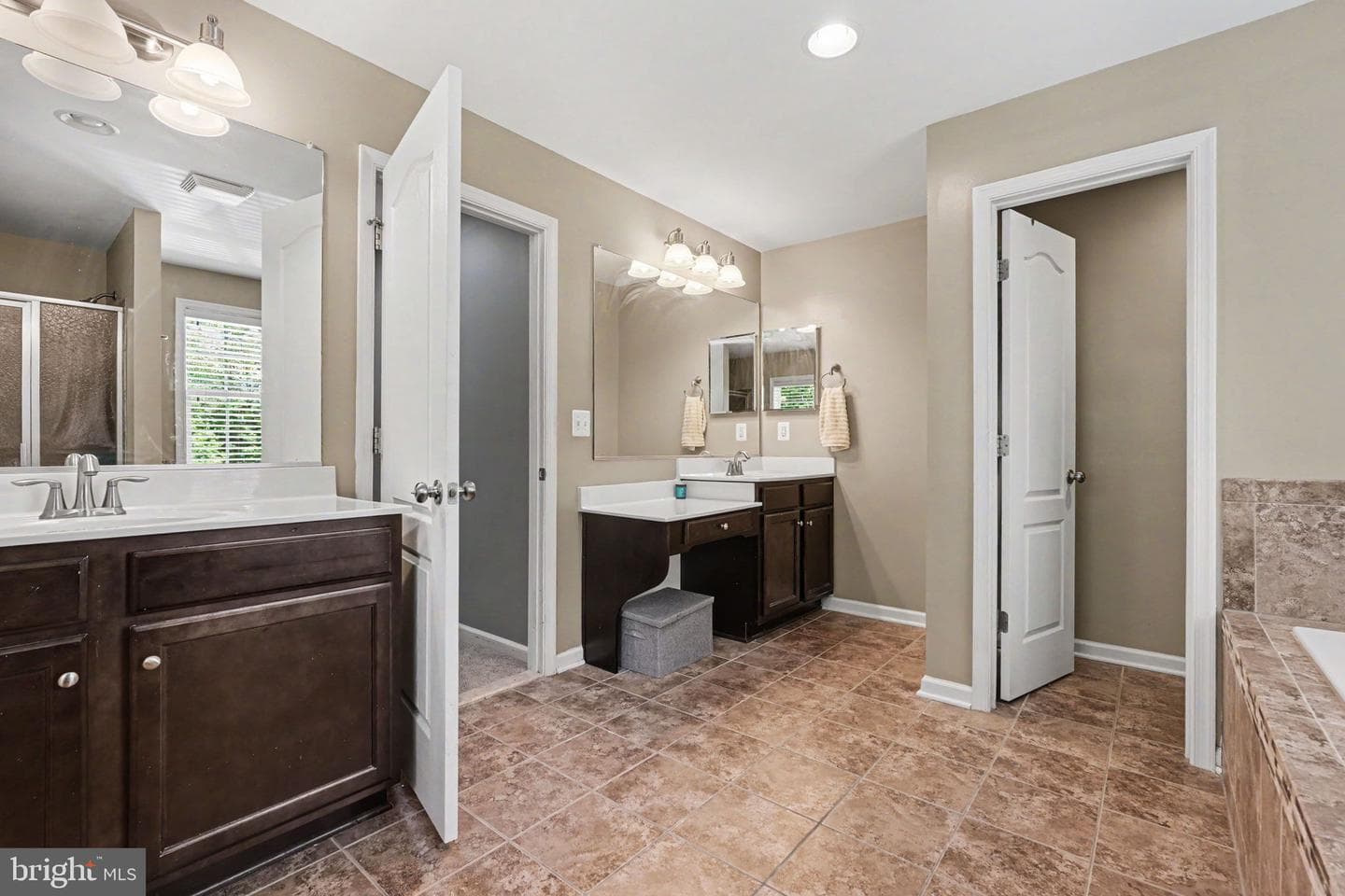 60 Crowncrest Road photo 19