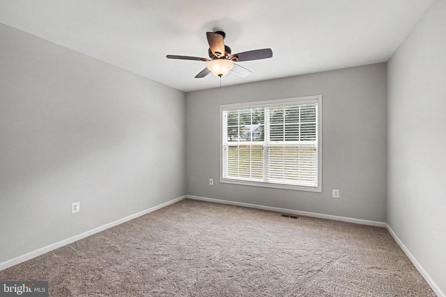 60 Crowncrest Road photo 25