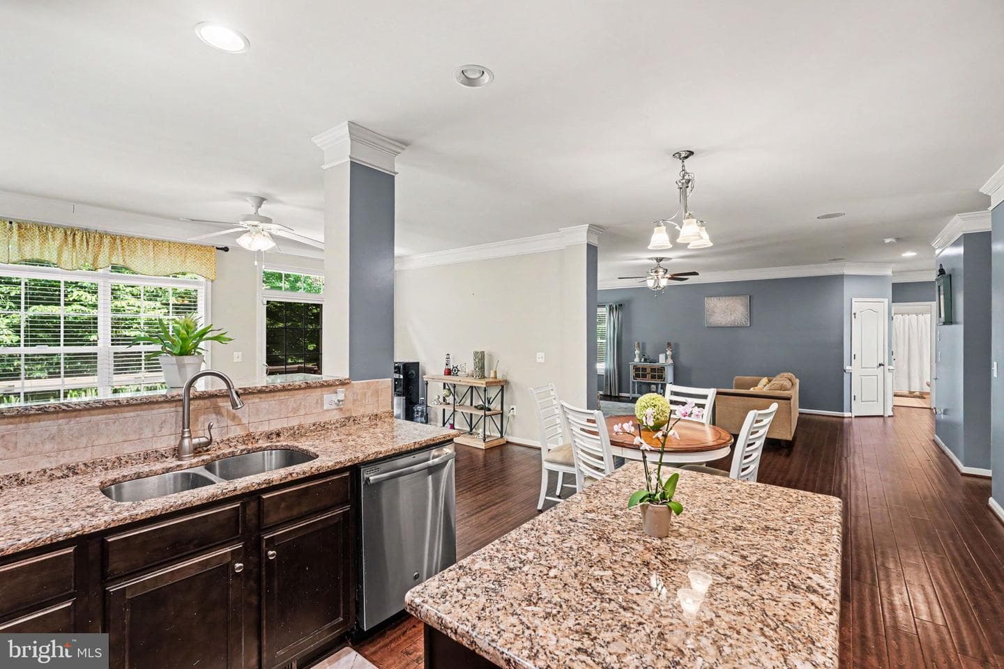 60 Crowncrest Road photo 5