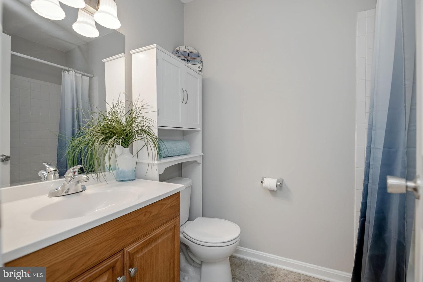 1229 Thomas Jefferson Place photo 24