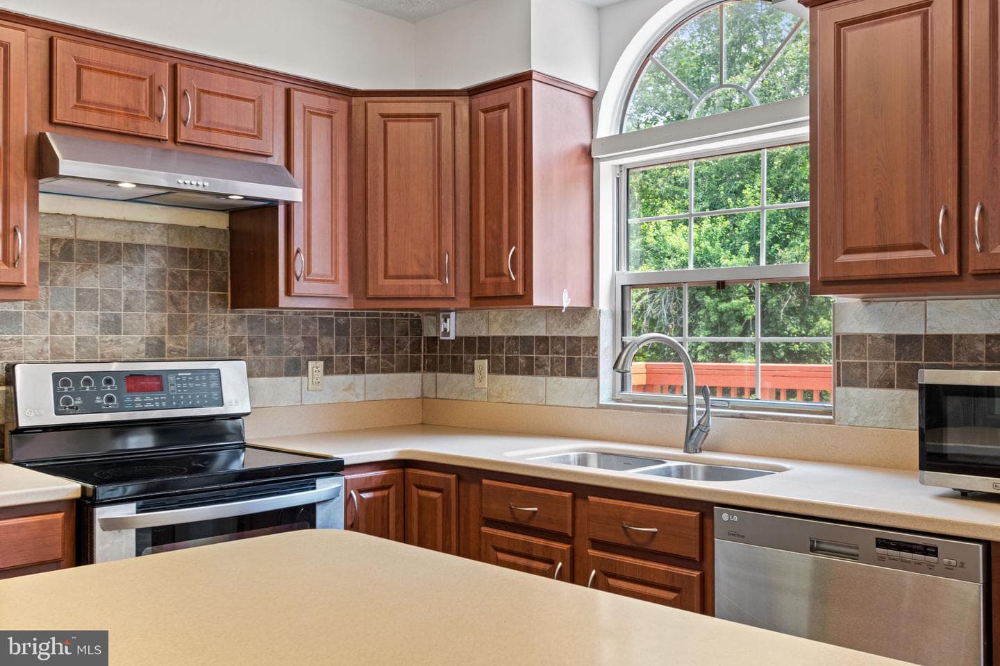19 Puritan Pl photo 15