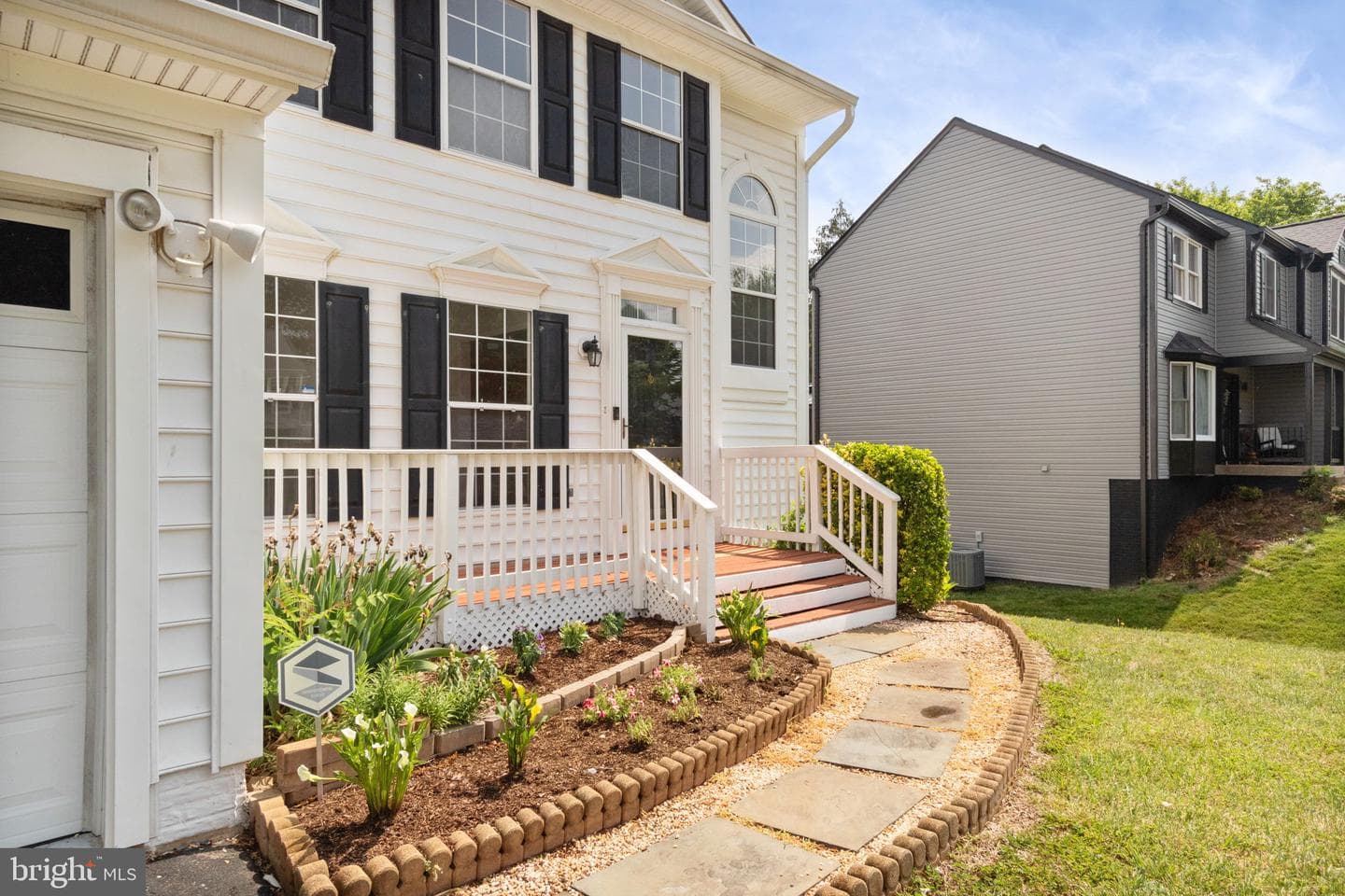 19 Puritan Pl photo 5