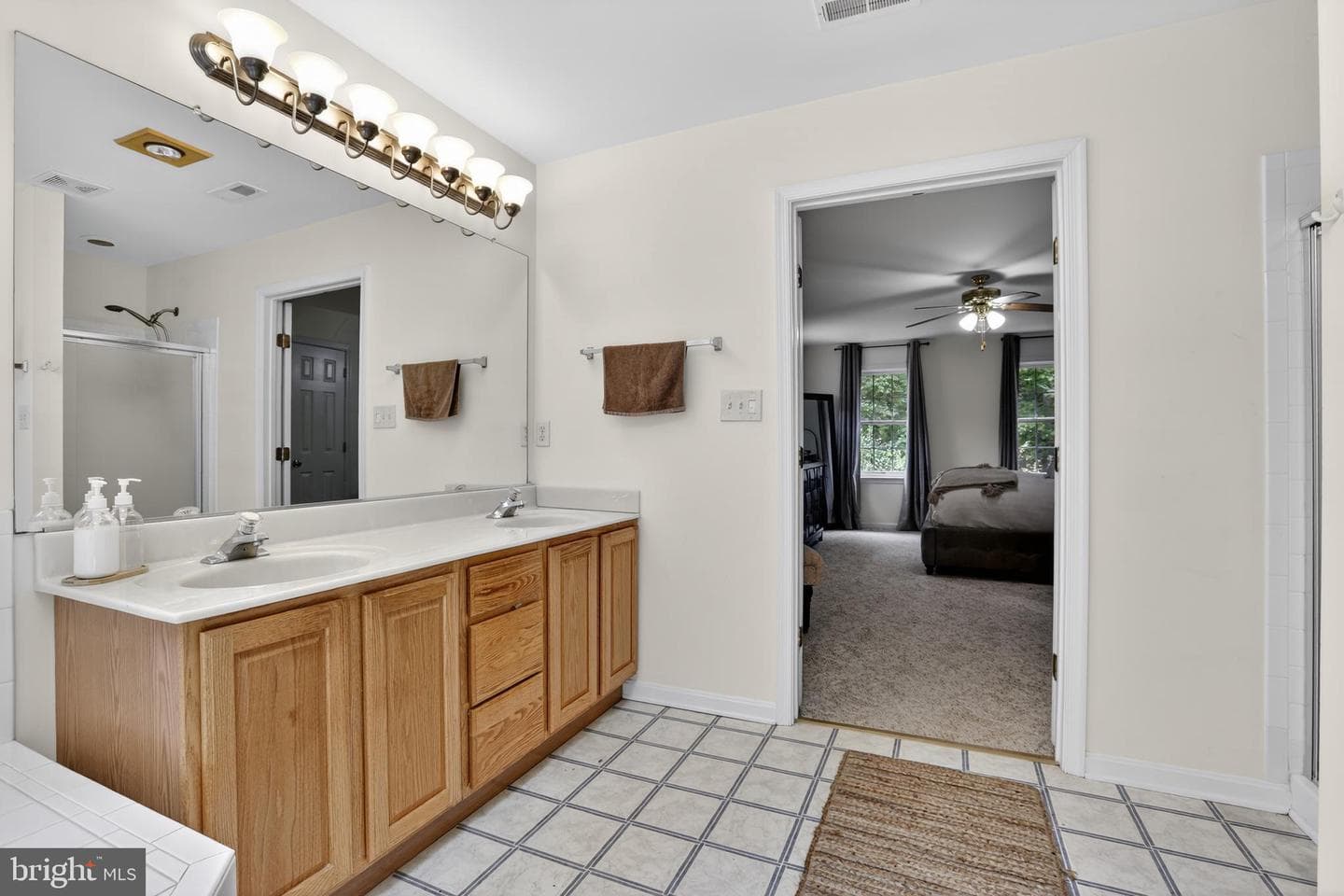 11 Holly Brooke Court photo 27