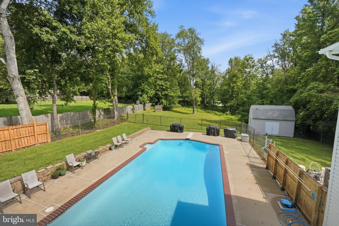 9 Falling Water Court photo 25
