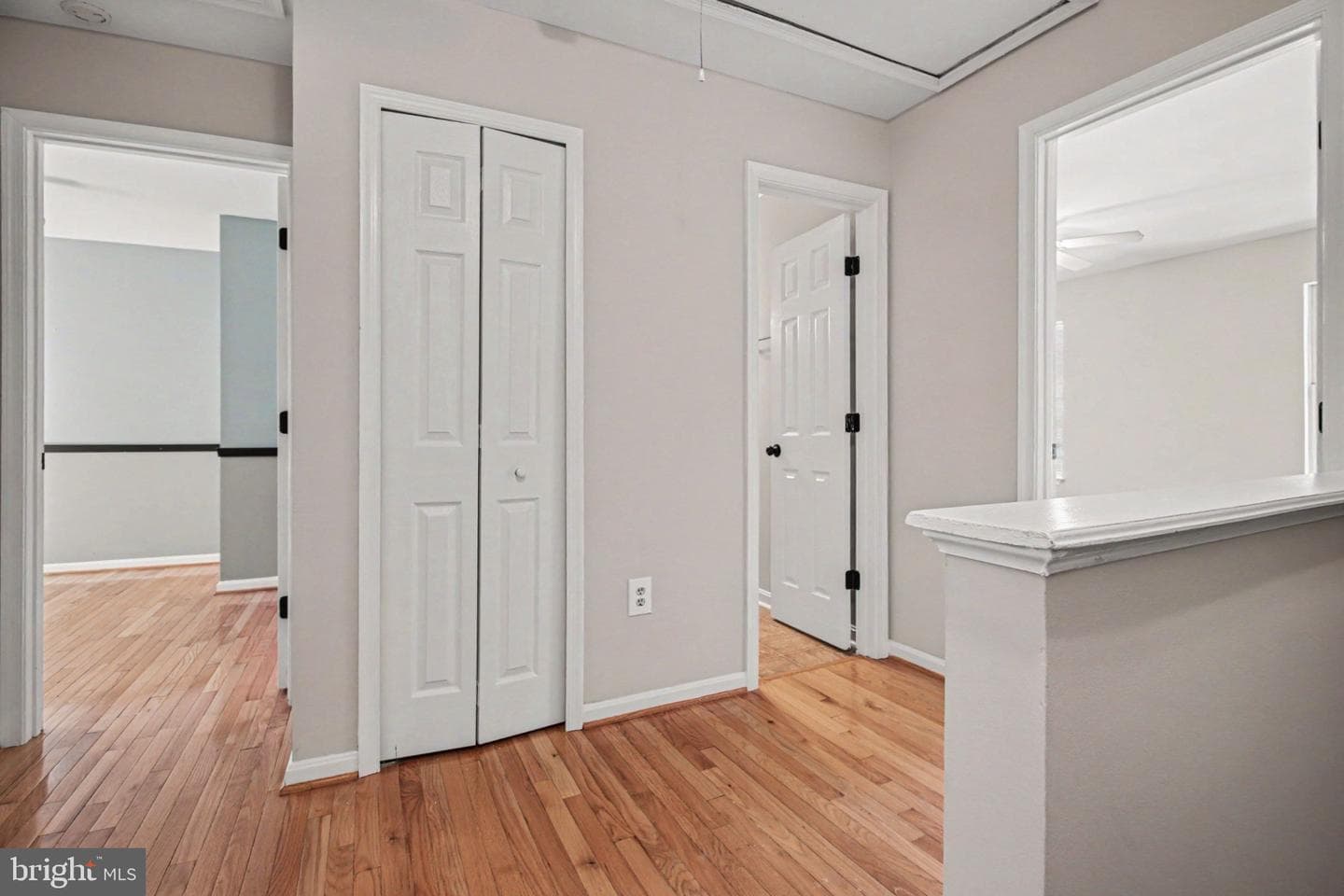 404 Kings Crest Drive photo 14