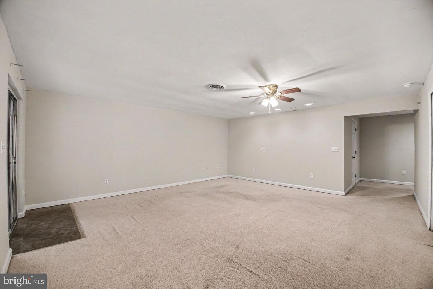 404 Kings Crest Drive photo 29