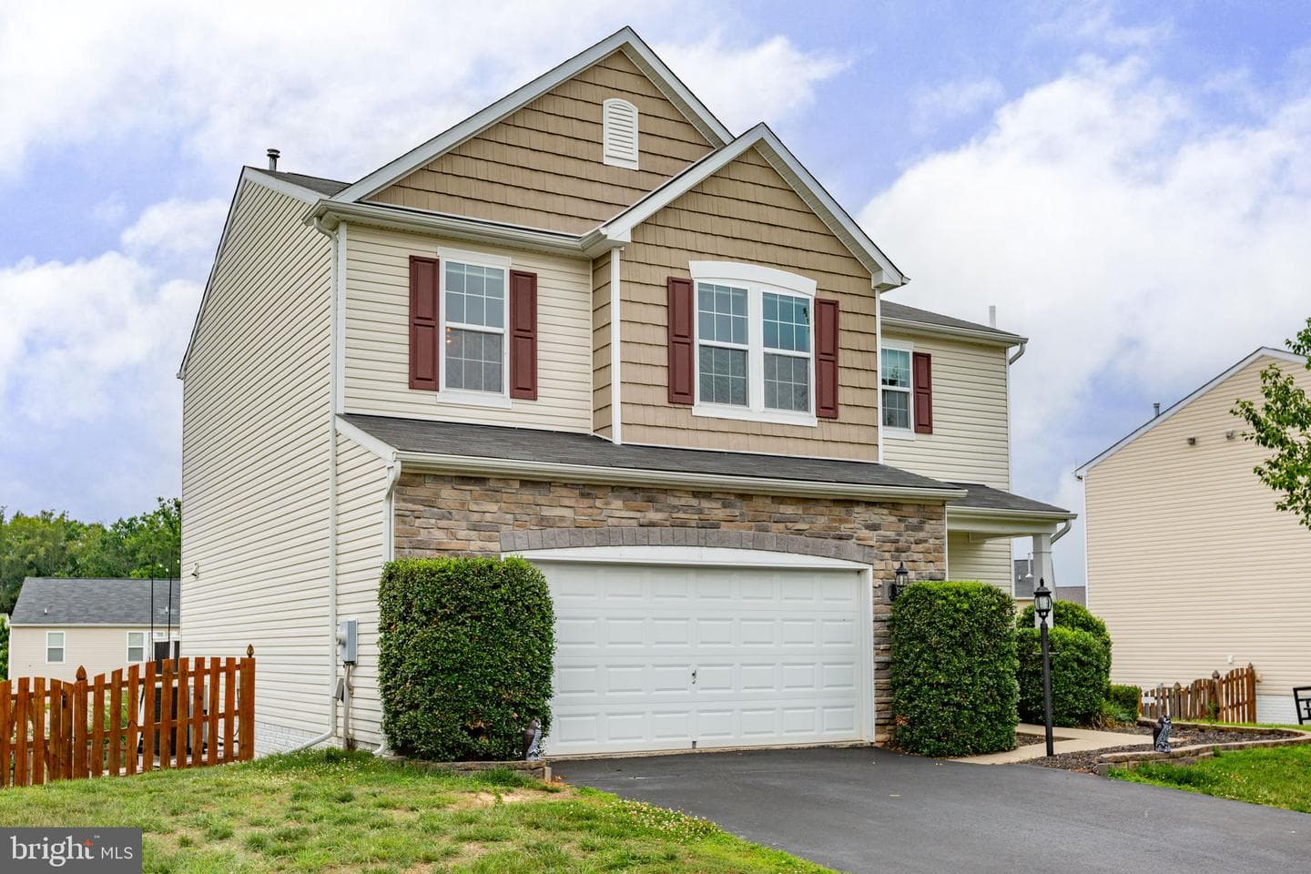 64 Charter Gate Drive photo 49