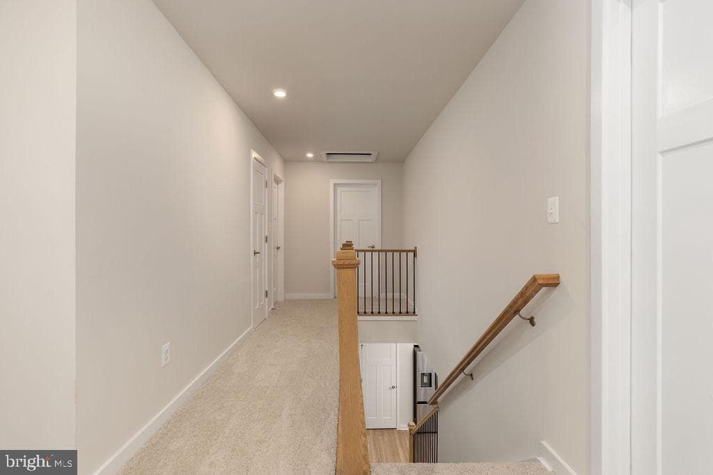 8 Timberidge Drive photo 13