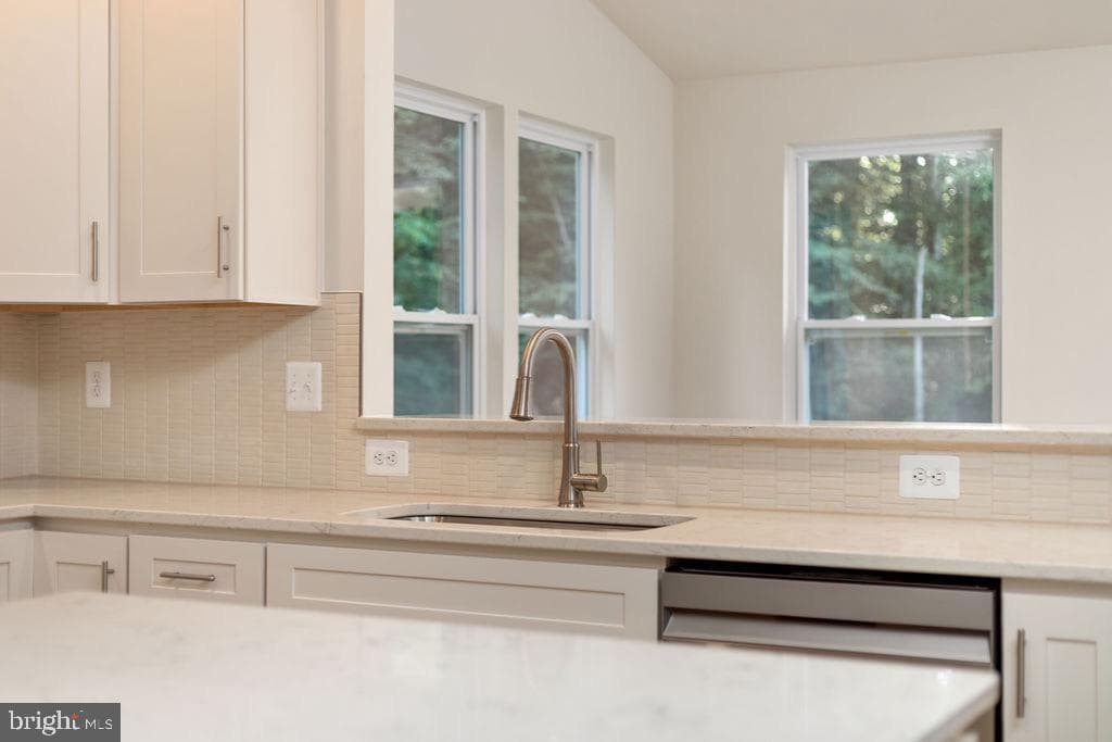 8 Timberidge Drive photo 58