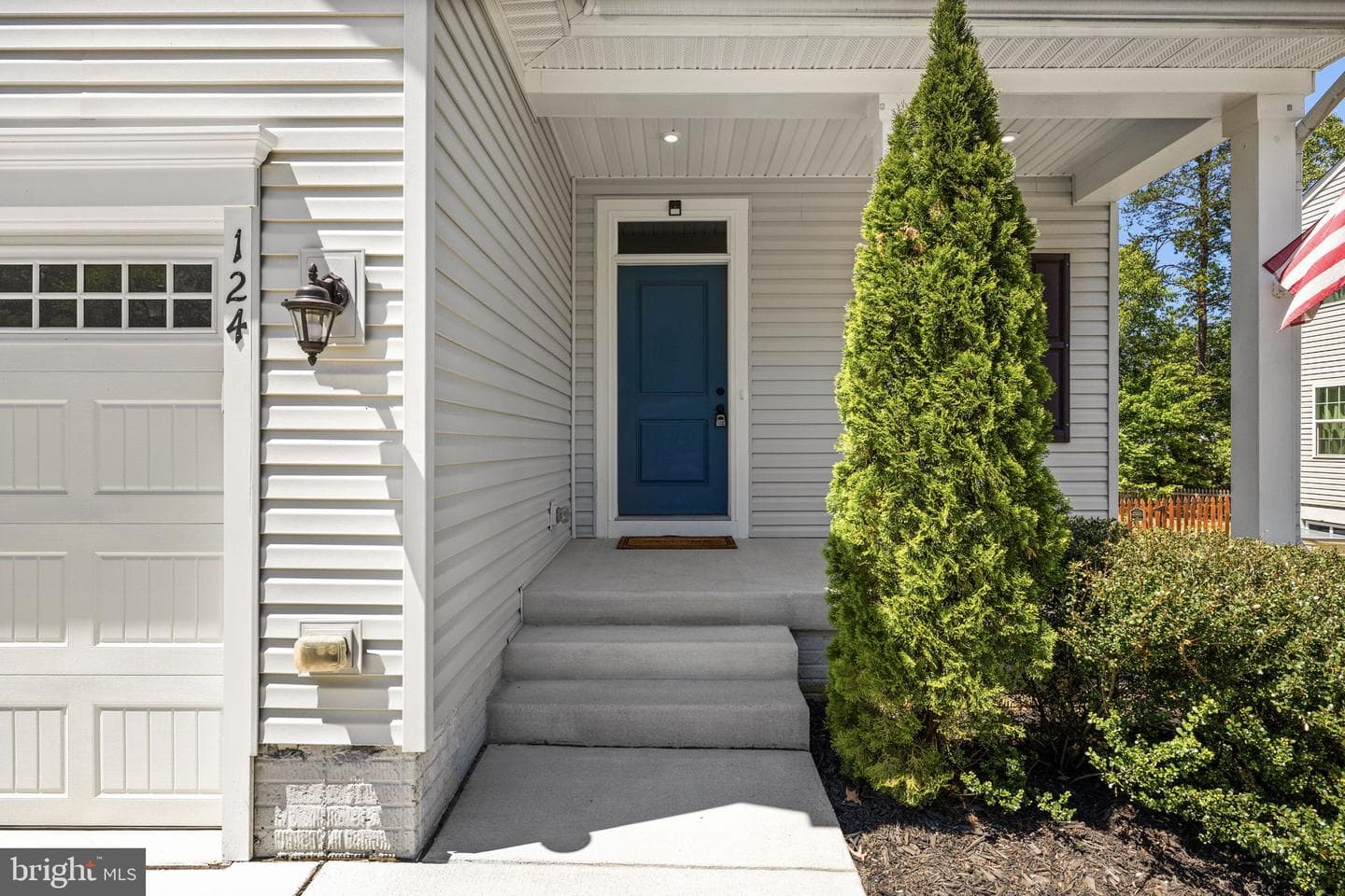 124 Brooke Village Drive photo 2
