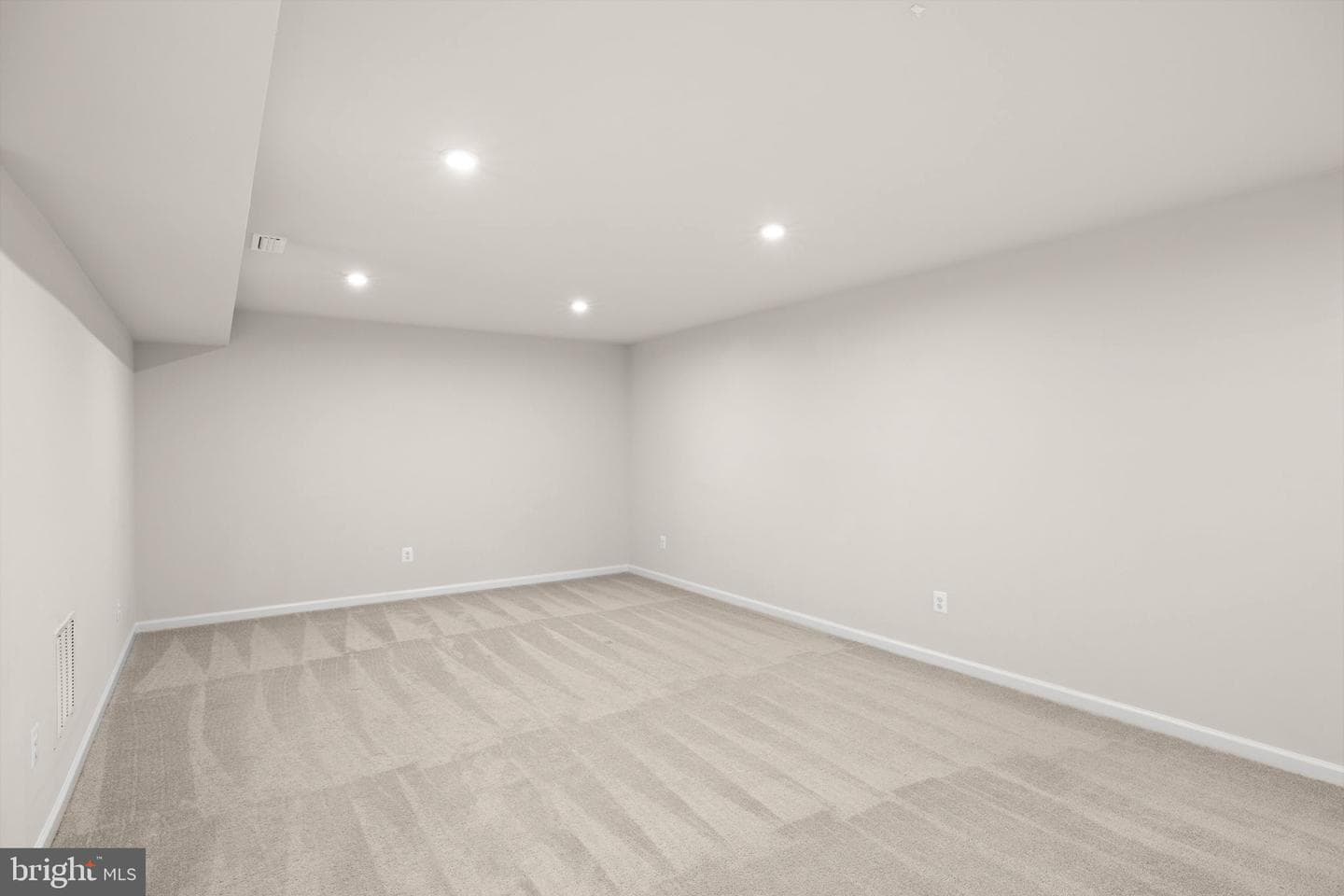 124 Brooke Village Drive photo 30