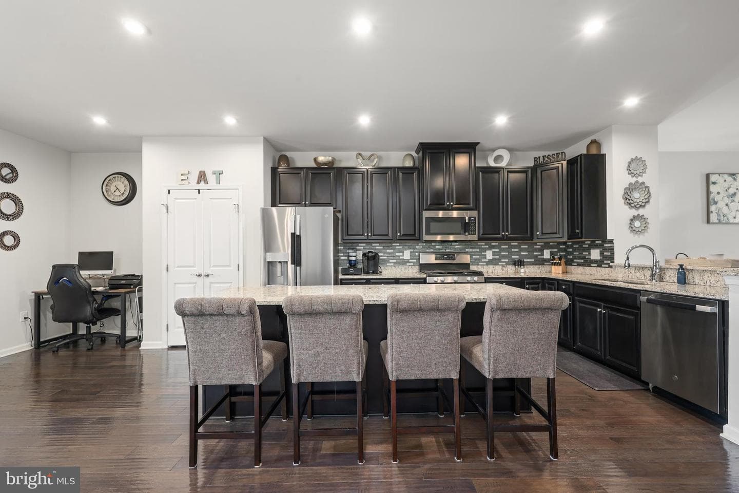 206 Landing Dr photo 12