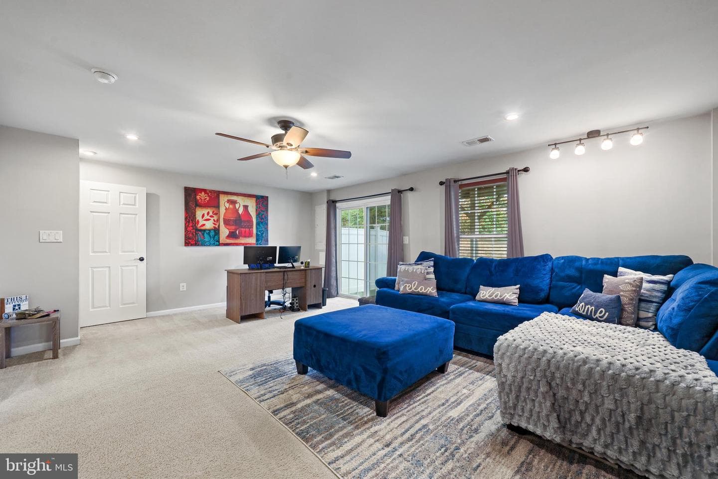206 Landing Dr photo 5