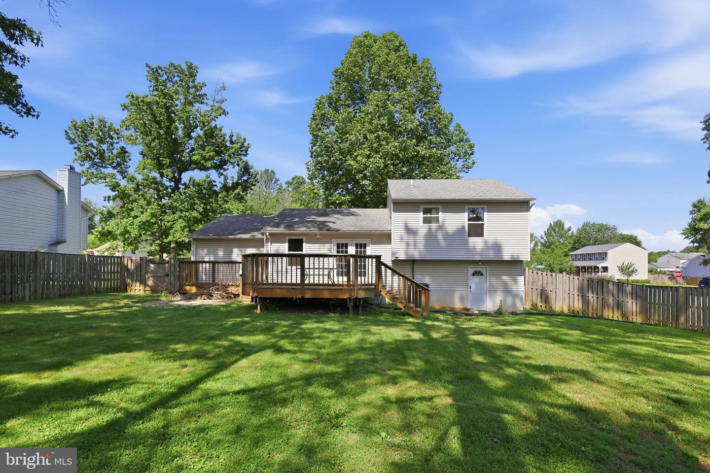 33 Bryant Boulevard photo 2