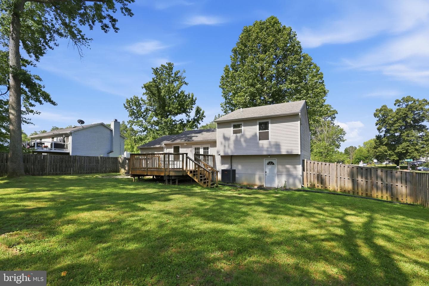 33 Bryant Boulevard photo 21