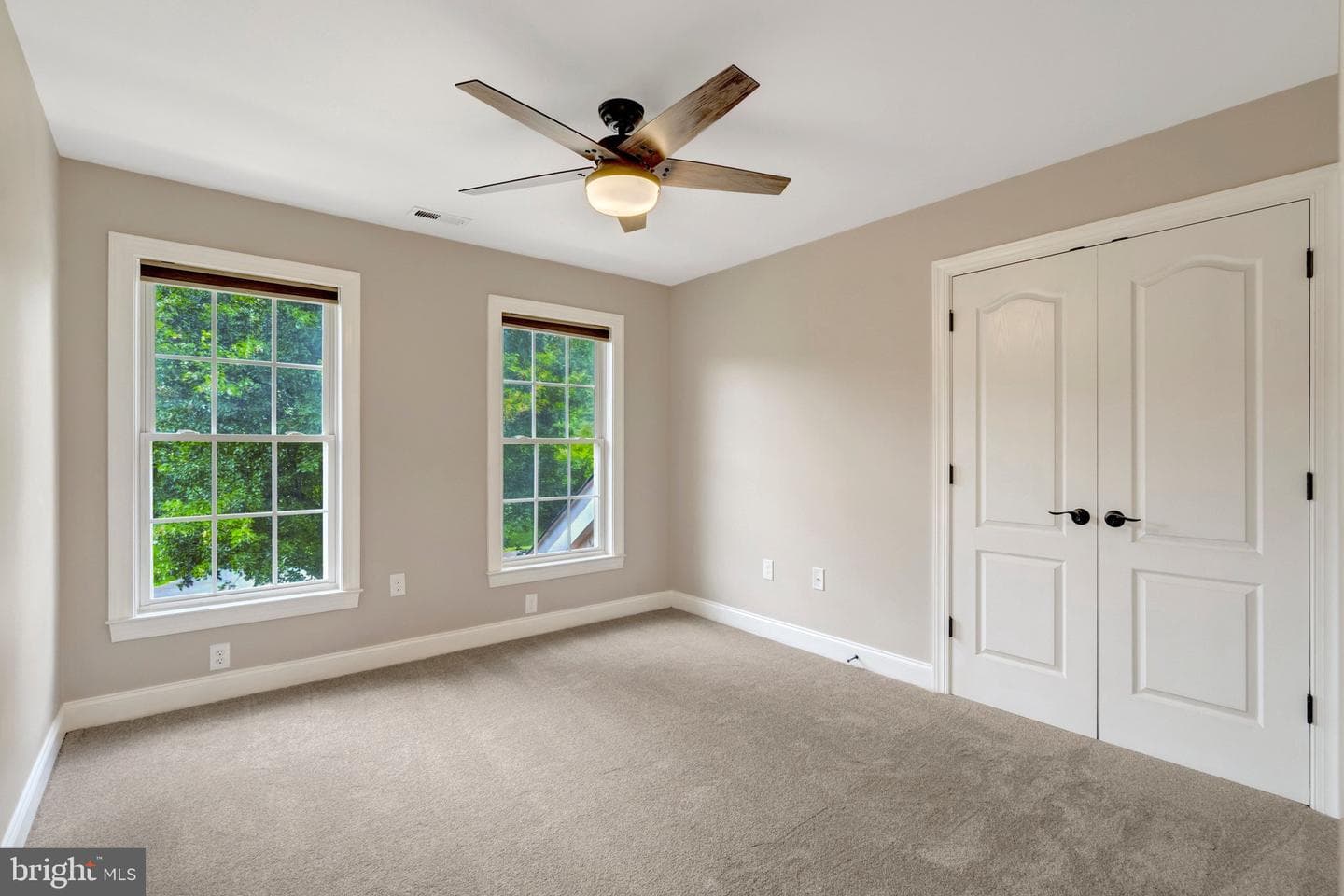 3 Planters Place photo 35