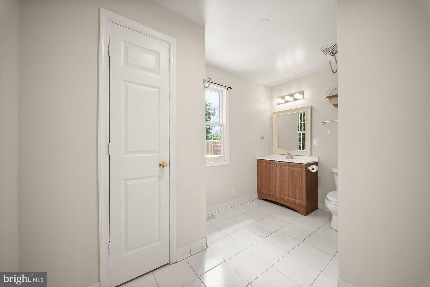23 Walker Way photo 34