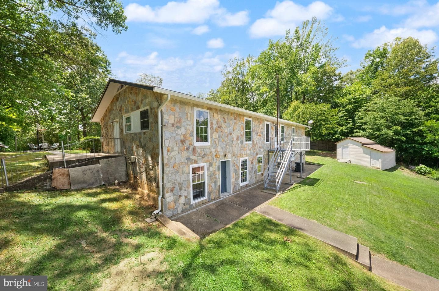 23 Walker Way photo 74