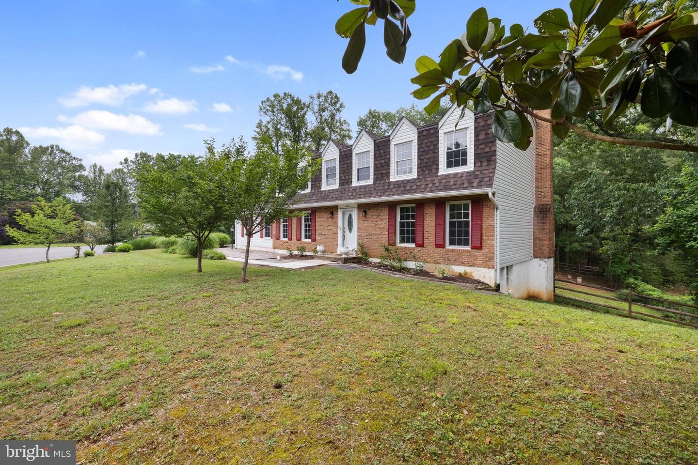 201 Bay Cove photo 3