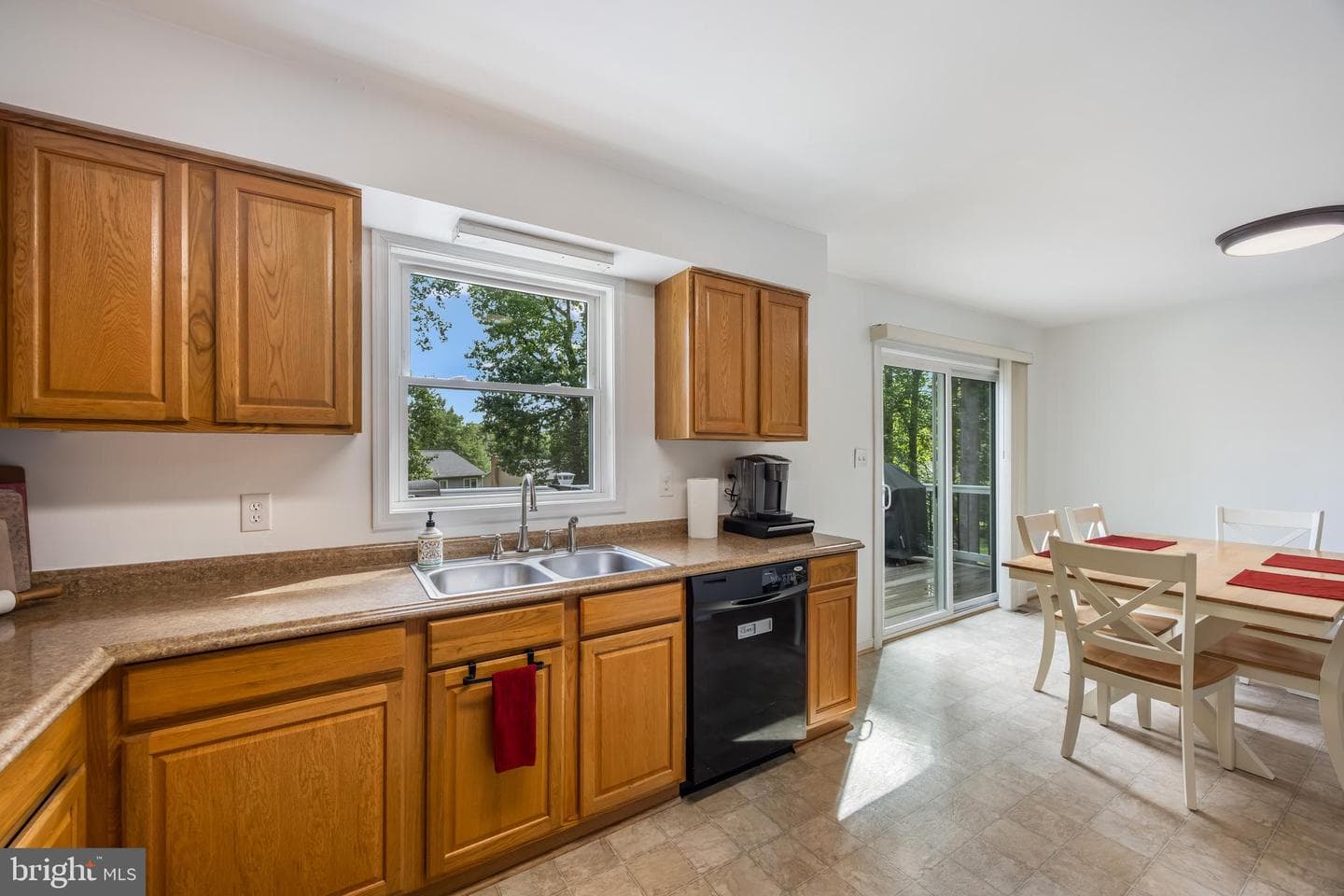 48 Washington And Lee Boulevard photo 15