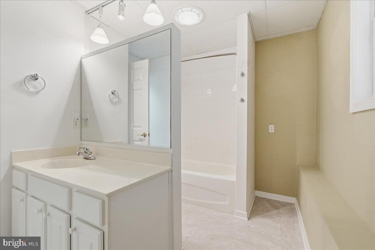 2286 Richmond Highway photo 28