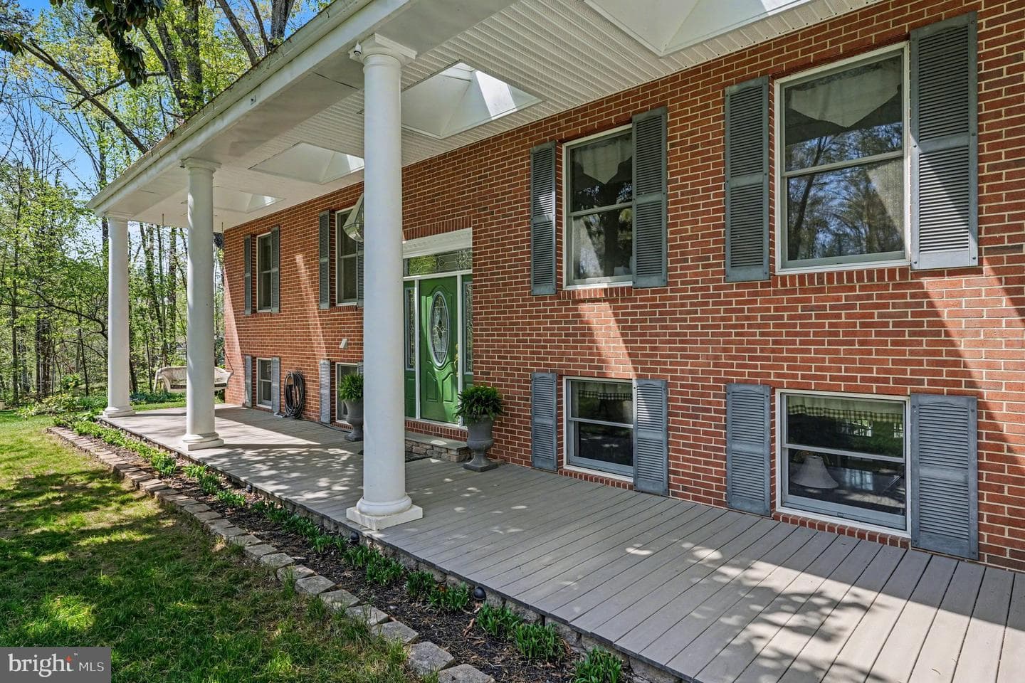 86 Mockingbird Lane photo 5