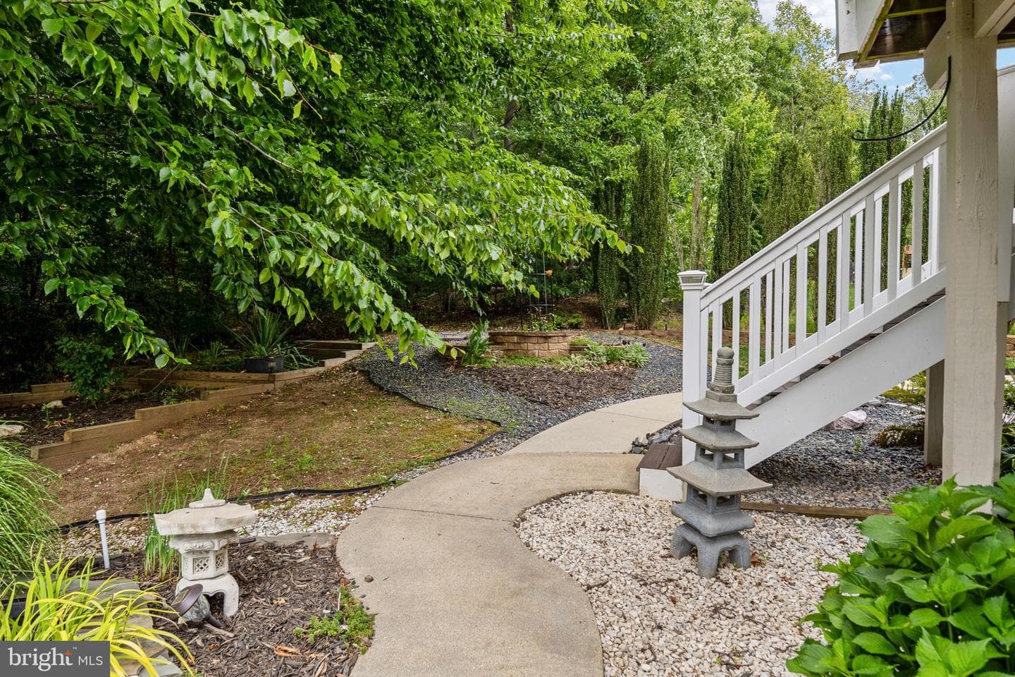 31 Garnet Way photo 105