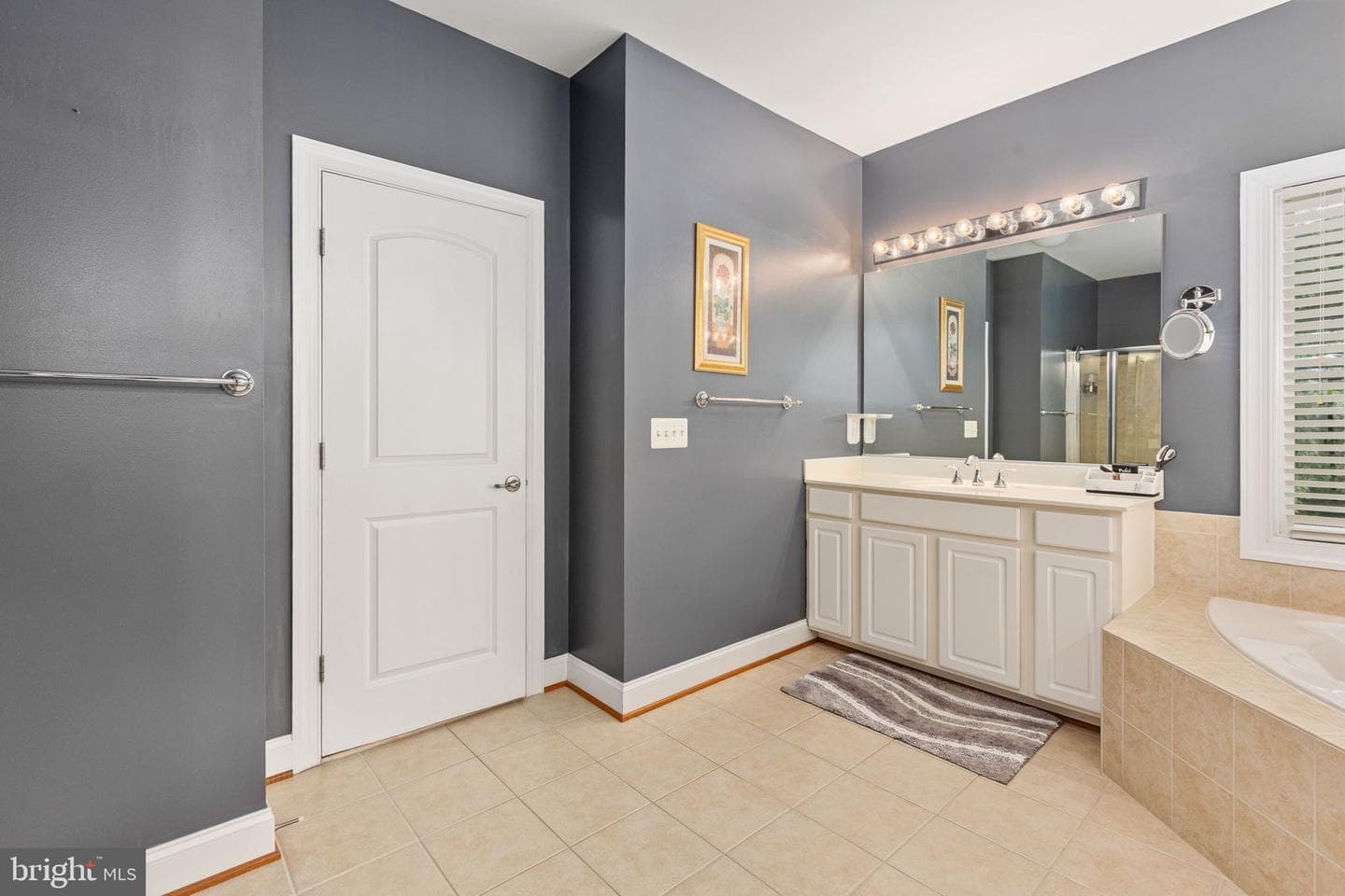 31 Garnet Way photo 60