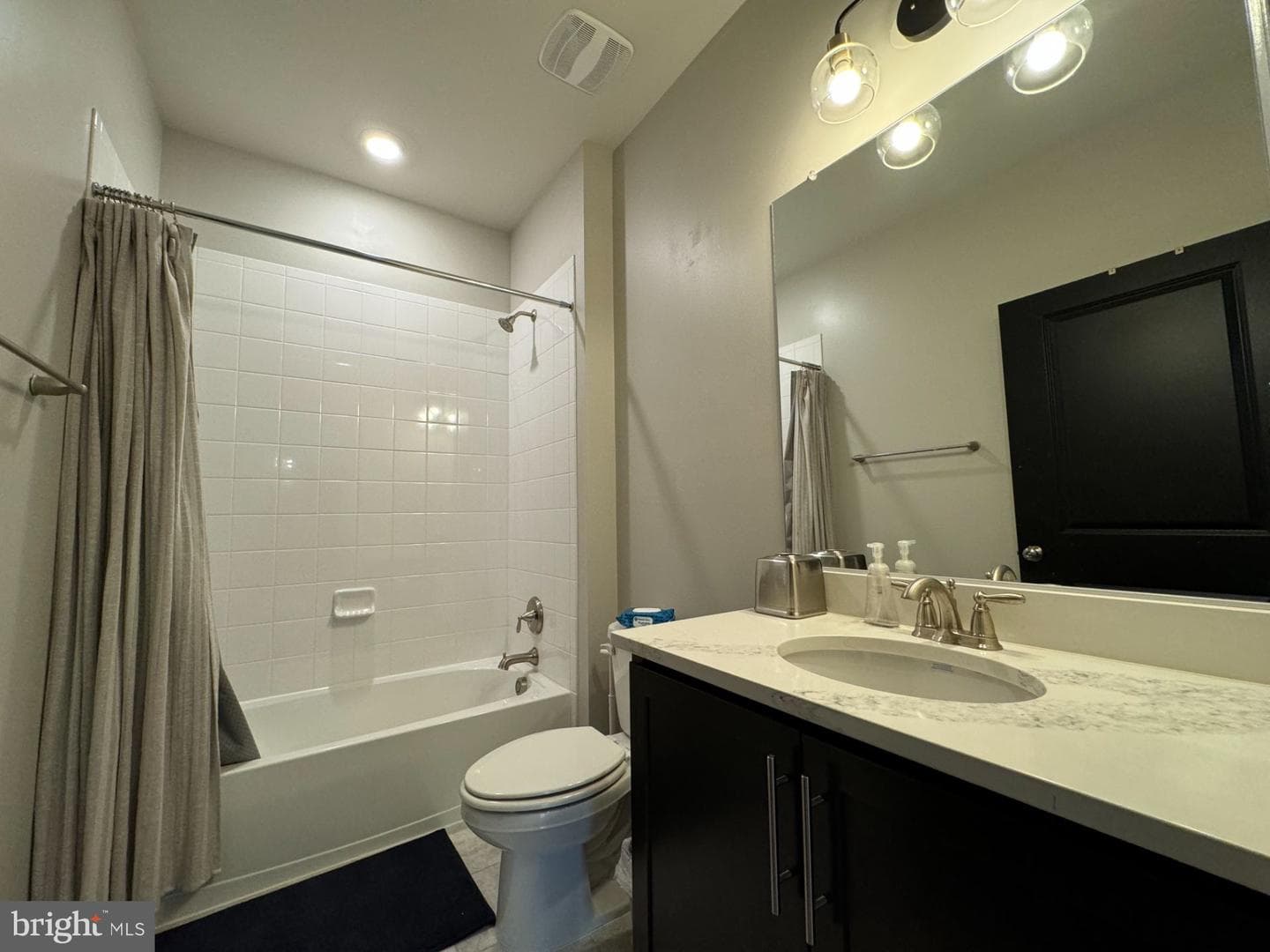 219 Marianne Place photo 34